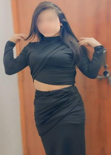 college call girls in pune Sakshi